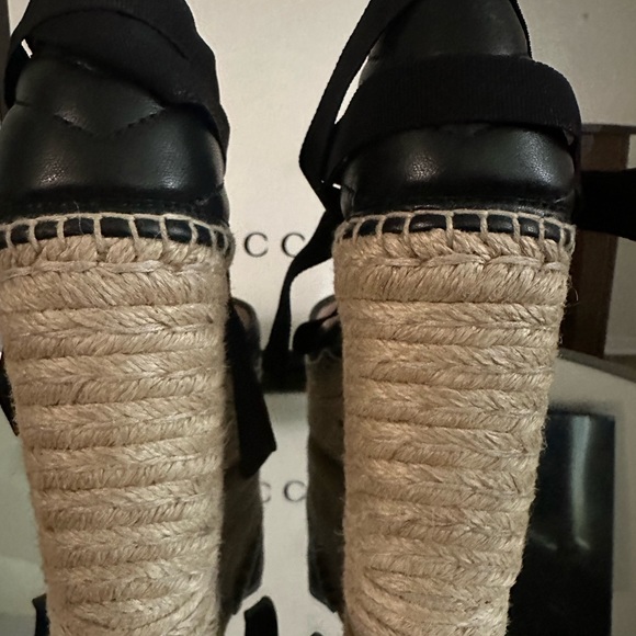 Gucci wedges authentic - Picture 2 of 6